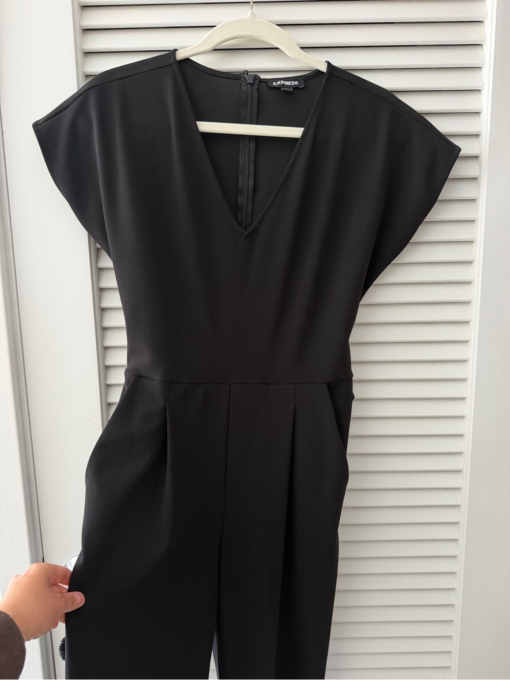 Express Black V-Neck Tunic Top